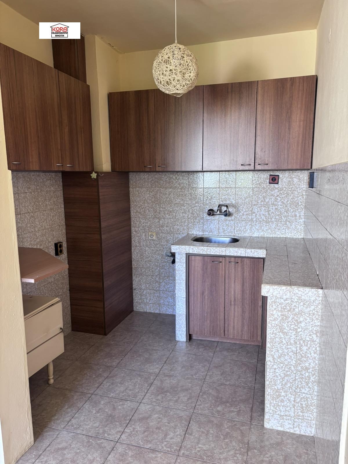 Дава под наем 3-СТАЕН, гр. Плевен, Сторгозия, снимка 3 - Апартаменти - 55843617
