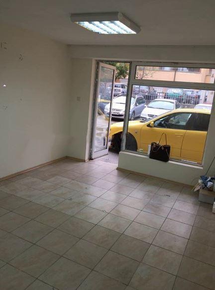 De inchiriat  Magazin Burgas , Meden rudnic - zona A , 38 mp | 98738243 - imagine [2]