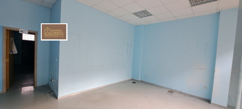 Дава под наем МАГАЗИН, гр. София, Център, снимка 2 - Магазини - 53029620