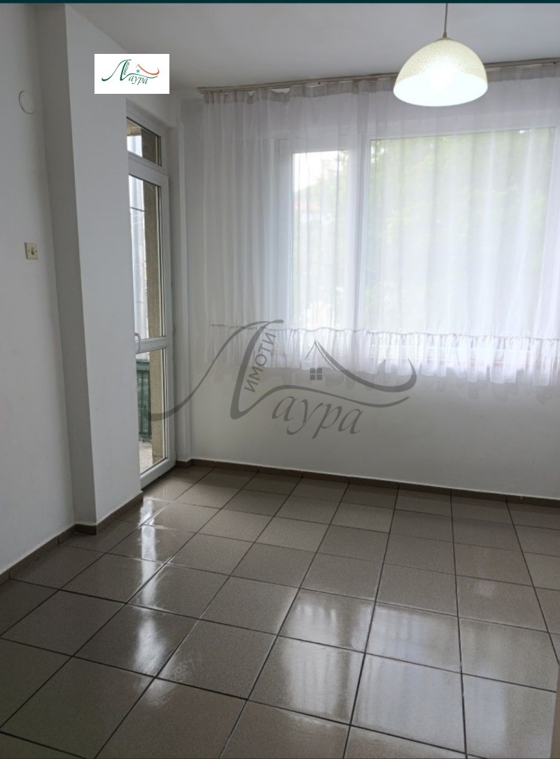 A louer  2 chambres Choumen , Tsentar , 85 m² | 18066294 - image [10]