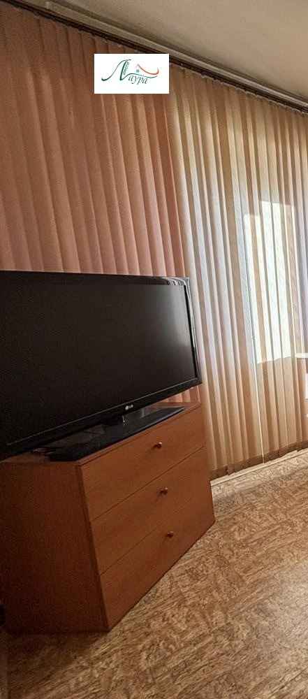 Дава под наем 3-СТАЕН, гр. Шумен, Томбул джамия, снимка 12 - Апартаменти - 55382648