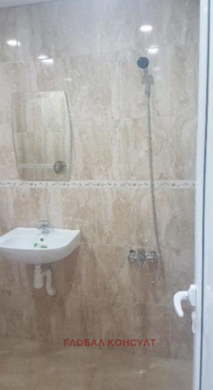 Дава под наем ПРОМ. ПОМЕЩЕНИЕ, гр. София, Военна рампа, снимка 4 - Производствени сгради - 53338311