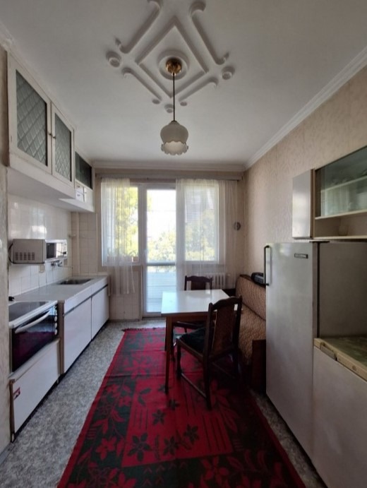 A louer  2 chambres Sofia , Tsentar , 75 m² | 33736608