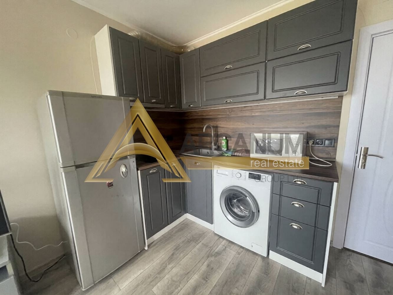 Дава под наем 1-СТАЕН, гр. Варна, Погреби