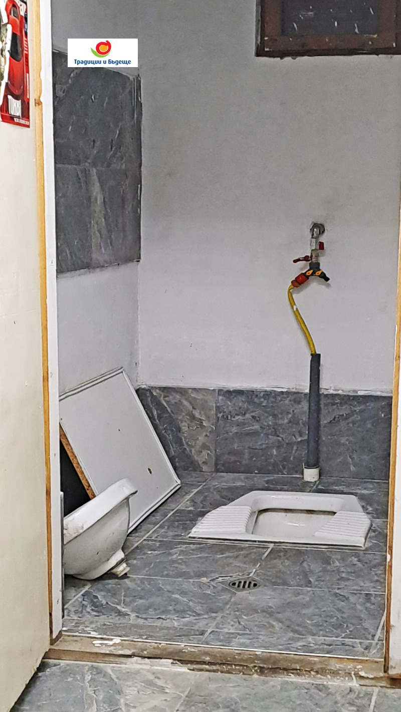 Дава под наем ГАРАЖ, ПАРКОМЯСТО, гр. София, Център, снимка 6 - Гаражи и паркоместа - 52885196