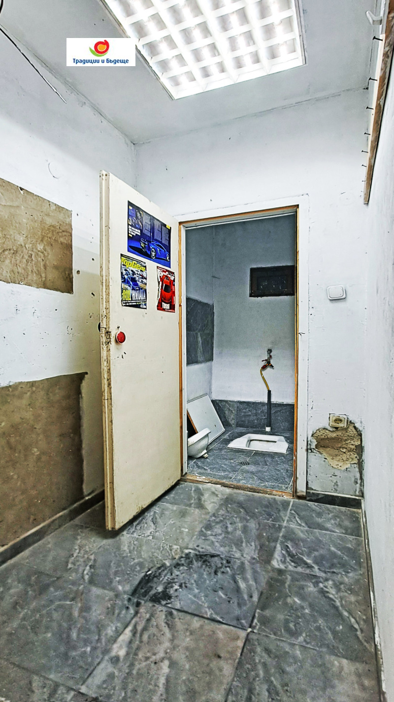 Дава под наем ГАРАЖ, ПАРКОМЯСТО, гр. София, Център, снимка 5 - Гаражи и паркоместа - 52885196