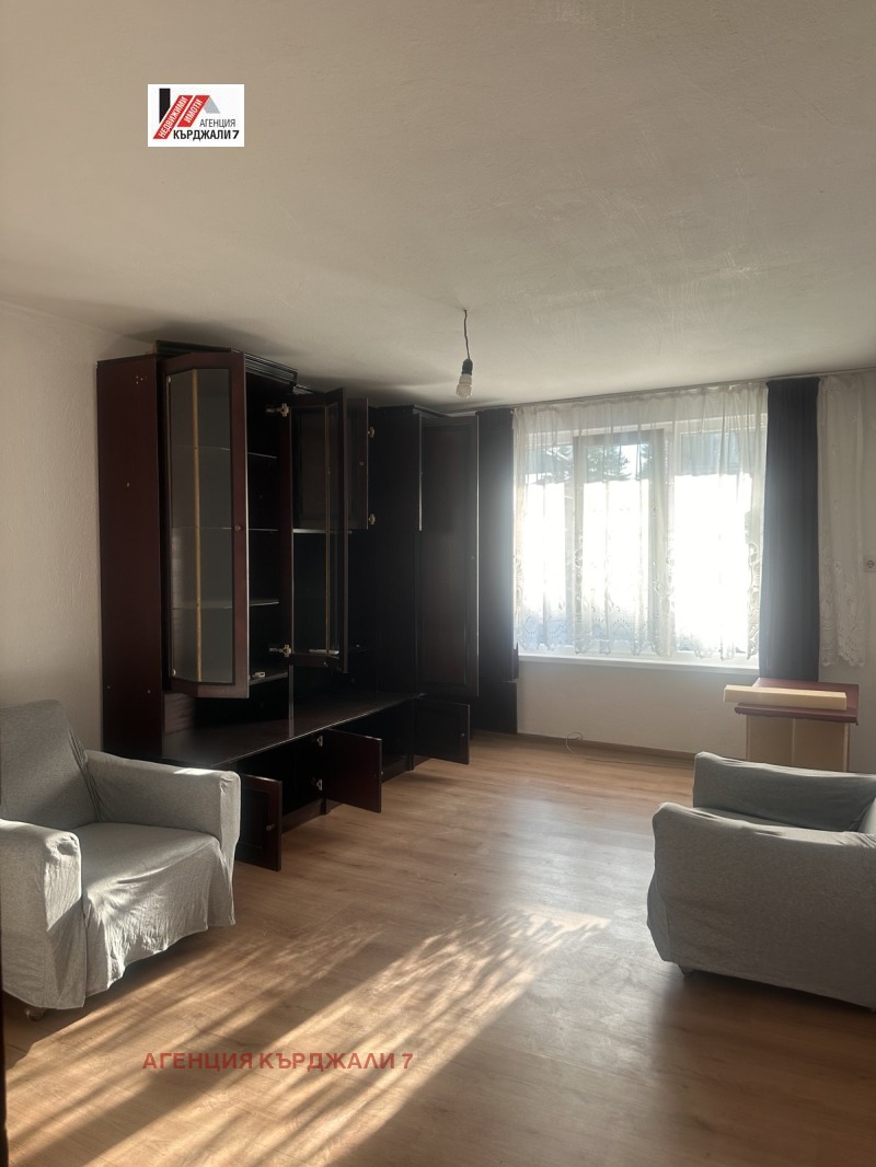 Дава под наем  3-стаен град Кърджали , Студен кладенец , 65 кв.м | 93792609 - изображение [4]