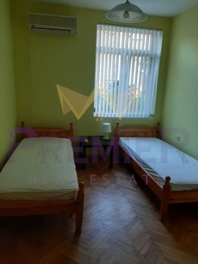    3- | Imot.bg    8