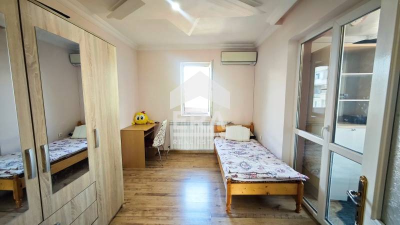 В аренду  2 спальни Търговище , Вароша , 87 кв.м | 48524255 - изображение [2]