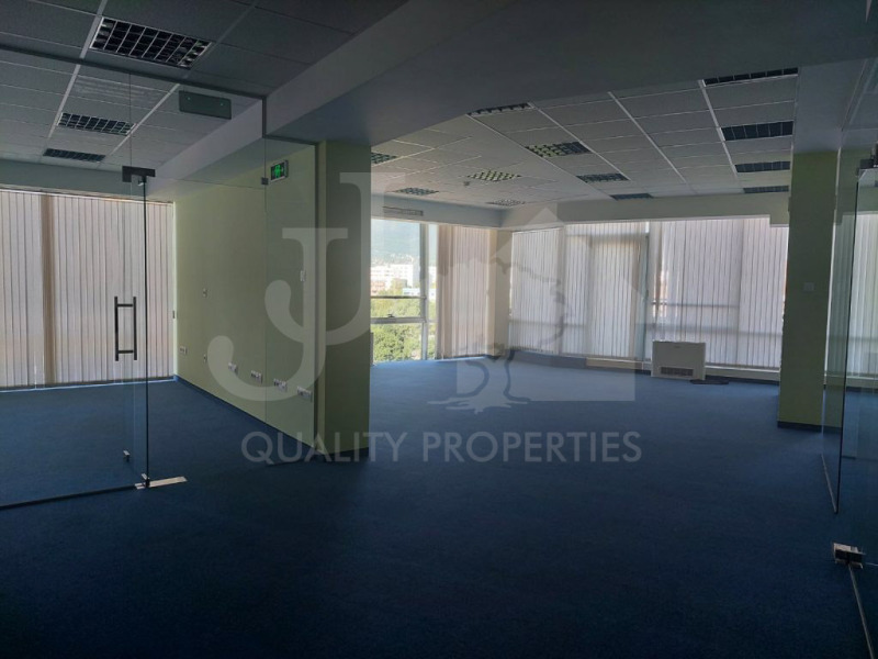 Дава под Наем ОФИС в град София, Студентски град - 289 кв.м / 2 000 € » 3 911.66 лв., ДЖЕЙ И ДЖЕЙ КОРПОРЕЙШЪН ООД