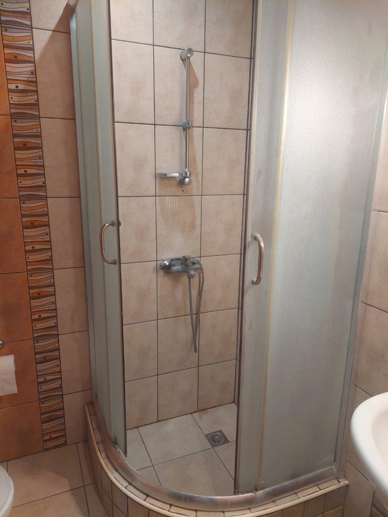 Para alugar  1 quarto Plovdiv , Karchiiaka , 70 m² | 40654873 - imagem [8]