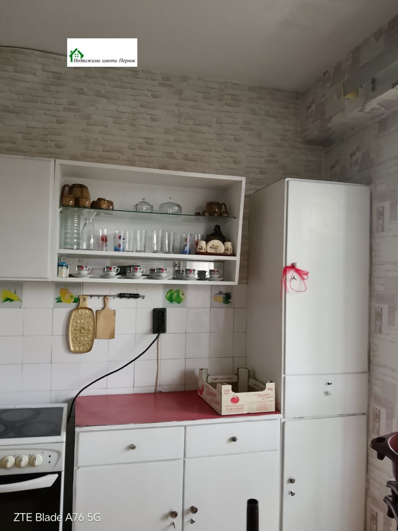 Дава под наем 3-СТАЕН, гр. Перник, Димова махала, снимка 9 - Апартаменти - 52689091