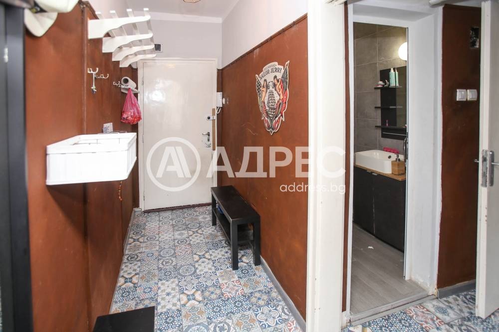 Дава под наем 3-СТАЕН, гр. София, Център, снимка 5 - Апартаменти - 54941661