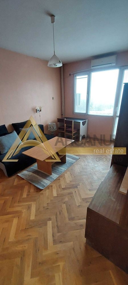 Под наем 2-СТАЕН, град Варна, Изгрев • 700 лв. / 357.90 € • 33940430 1