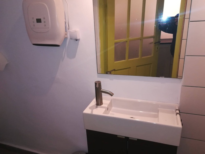 Дава под наем 2-СТАЕН, гр. София, Център, снимка 3 - Апартаменти - 52819382