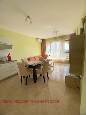 1 slaapkamer k.k. Tsjajka, Varna 1