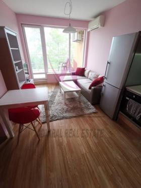 1 bedroom m-t Saltanat, Varna 1