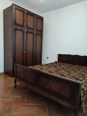 1 Schlafzimmer Dobrudschanski, Schumen 5