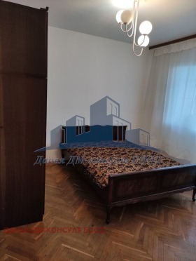 1 Schlafzimmer Dobrudschanski, Schumen 12