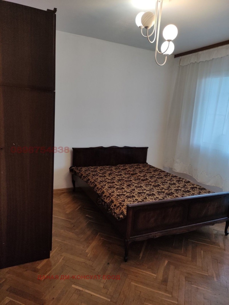 Zu vermieten  1 Schlafzimmer Schumen , Dobrudschanski , 65 qm | 79673426 - Bild [4]