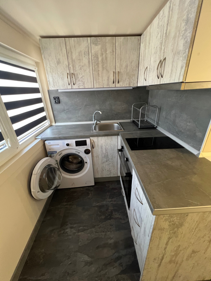 K pronájmu  2 ložnice Sofia , Družba 2 , 90 m2 | 15370894 - obraz [4]
