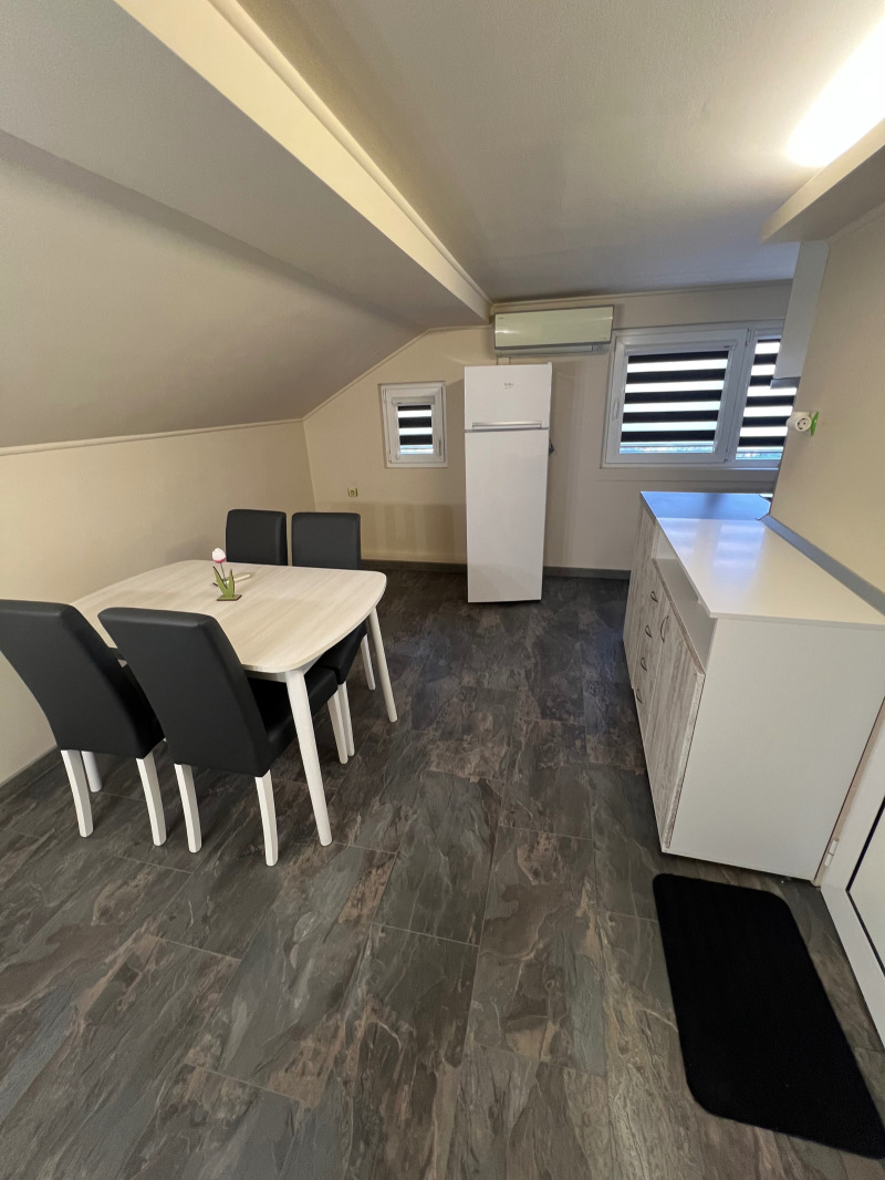 K pronájmu  2 ložnice Sofia , Družba 2 , 90 m2 | 15370894 - obraz [3]