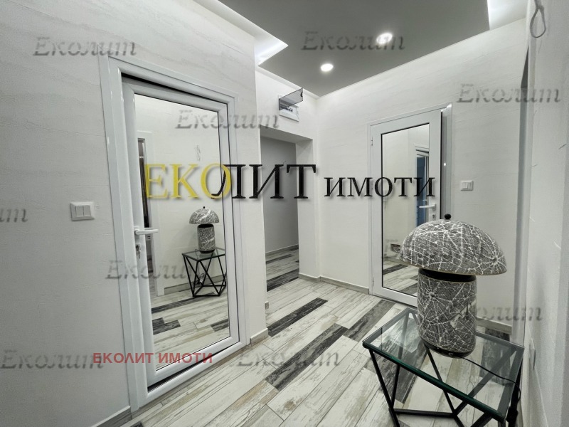 Дава под наем  3-стаен град София , Център , 120 кв.м | 92764176 - изображение [2]