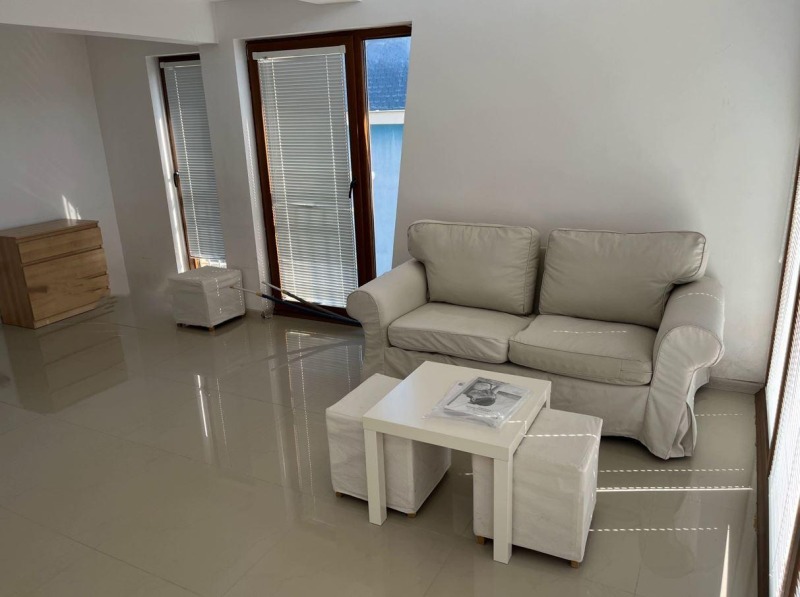 Дава под наем КЪЩА, гр. Варна, м-т Долна Трака, снимка 3 - Къщи - 51225034