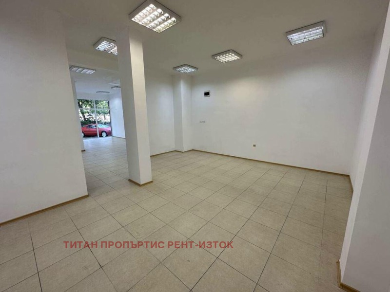 De inchiriat  Magazin Burgas , Slaveicov , 131 mp | 63081251 - imagine [3]