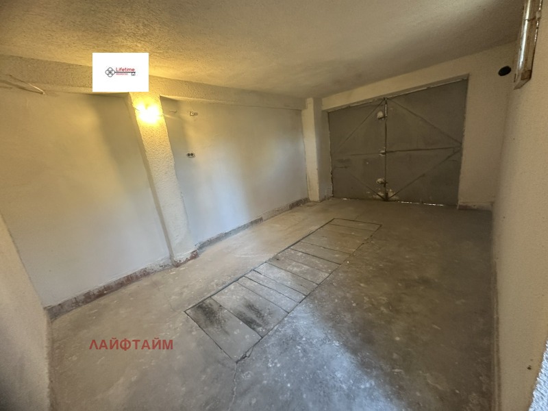 Дава под наем ГАРАЖ, ПАРКОМЯСТО, гр. София, Хаджи Димитър, снимка 2 - Гаражи и паркоместа - 53588836