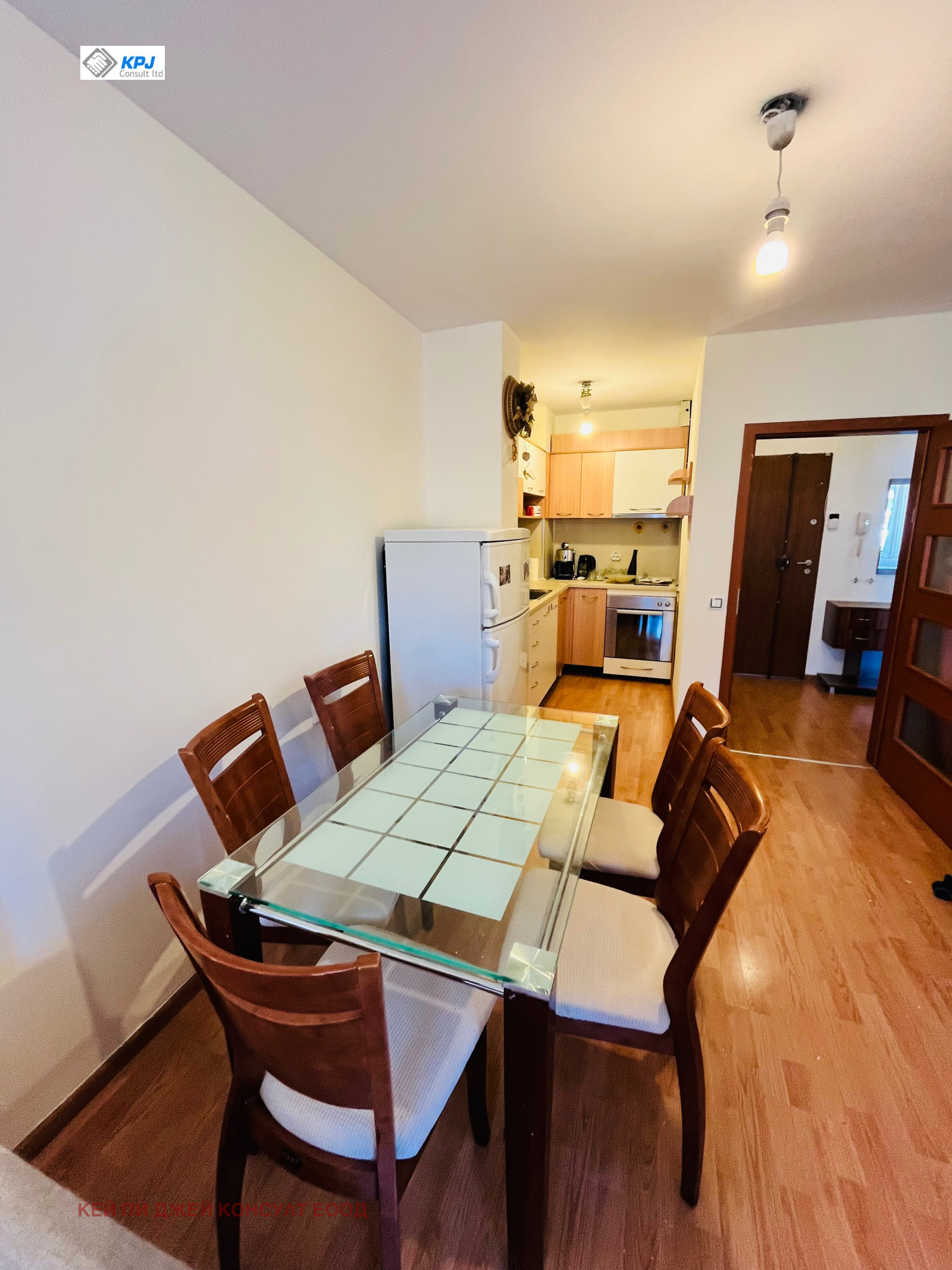 Дава под наем 2-СТАЕН, гр. София, Център, снимка 2 - Апартаменти - 53241785