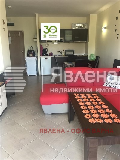 Дава под нем  2-стаен, град Варна, к.к. Златни пясъци •  400 EUR • ID 88074662 — holmes.bg - [1] 