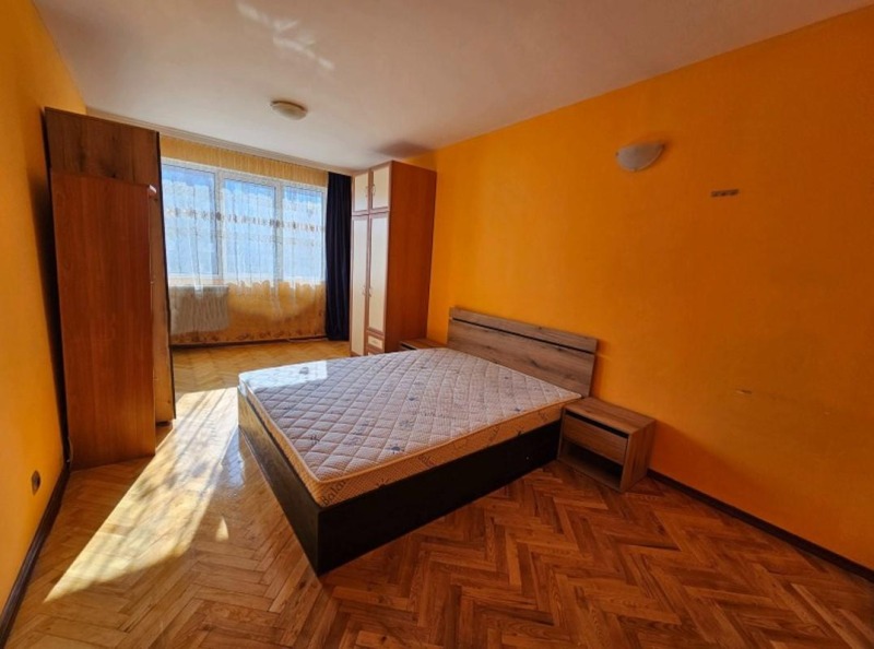 Издаје се  2 спаваће собе Софија , Разсадника , 84 м2 | 90713605 - слика [6]