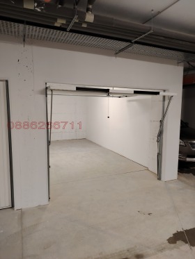 ГАРАЖ, ПАРКОМЯСТО, 19 m2