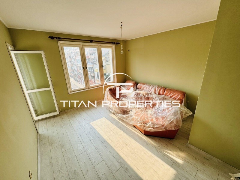 For Rent  2 bedroom Burgas , Vazrazhdane , 100 sq.m | 26012480