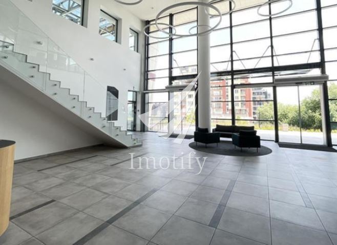 K pronájmu  Kancelář Sofia , Manastirski livadi , 300 m2 | 78174159