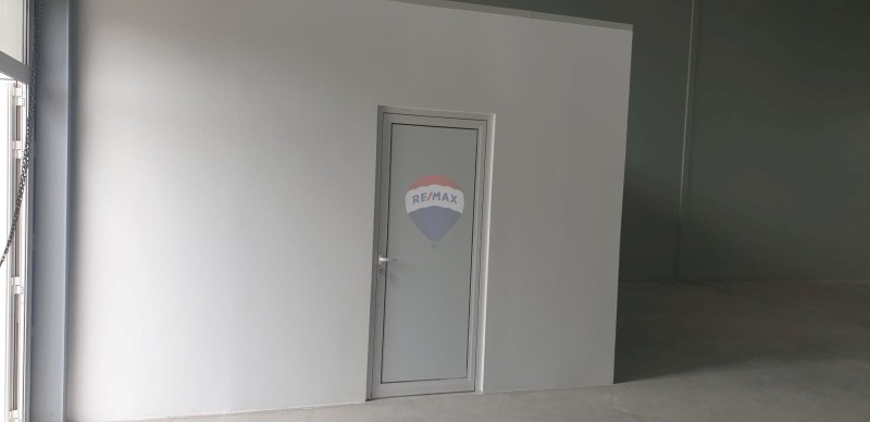 Til leje  Opbevaring Plovdiv , Industrialna zona - Iztok , 450 kvm | 78092985 - billede [4]