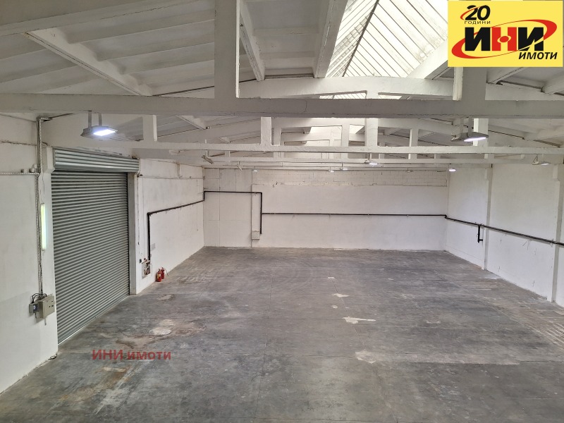 K pronájmu  Úložný prostor Ruse , Promišlena zona - Iztok , 580 m2 | 91392914 - obraz [9]