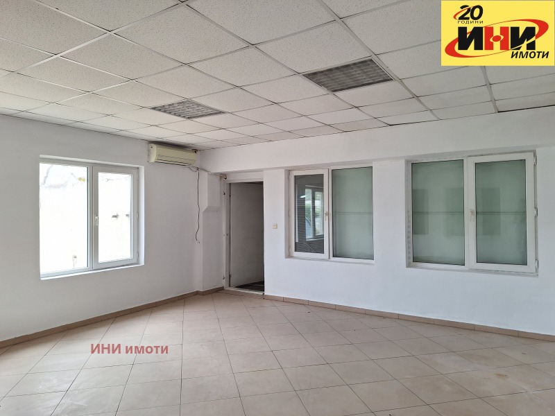 K pronájmu  Úložný prostor Ruse , Promišlena zona - Iztok , 580 m2 | 91392914 - obraz [5]