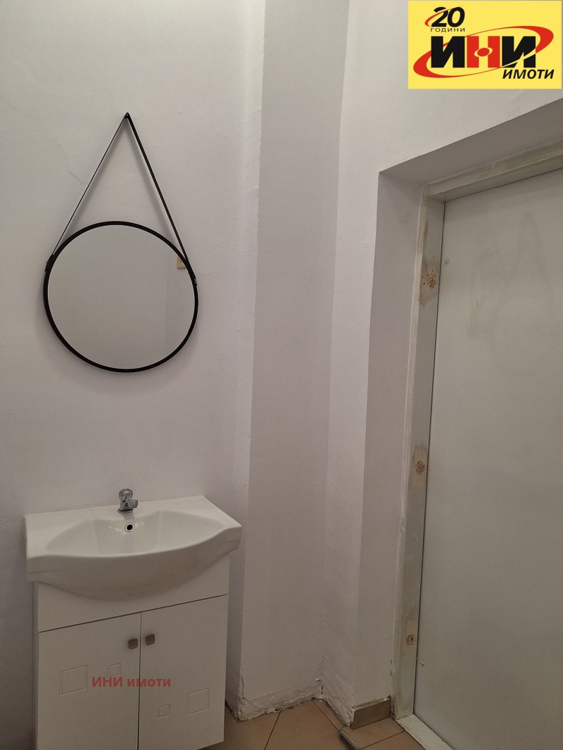 K pronájmu  Úložný prostor Ruse , Promišlena zona - Iztok , 580 m2 | 91392914 - obraz [8]
