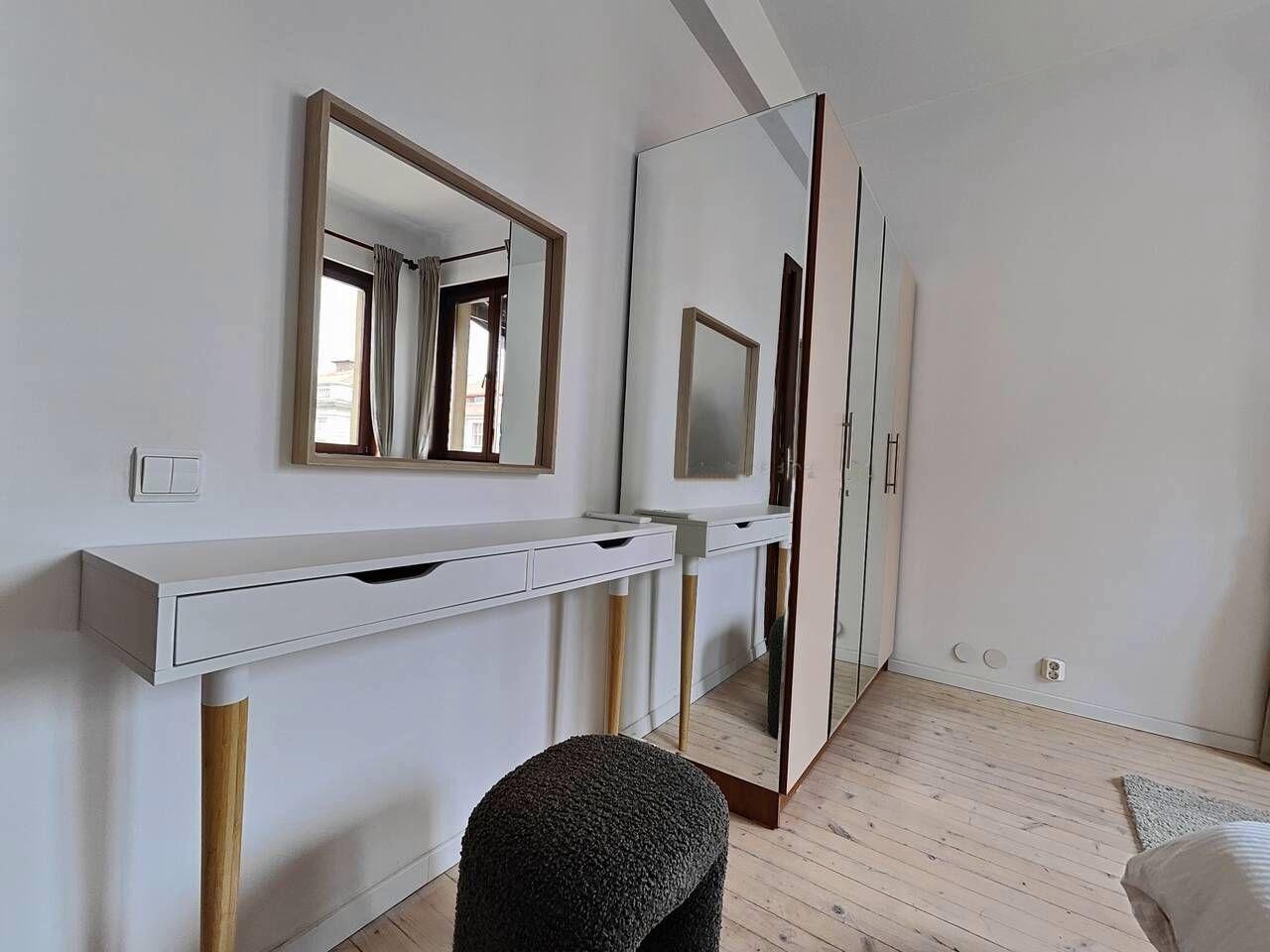 Дава под наем 3-СТАЕН, гр. София, Лозенец, снимка 8 - Апартаменти - 54118197