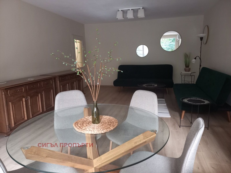 Zu vermieten  1 Schlafzimmer Sofia , Zentar , 86 qm | 82778711 - Bild [4]