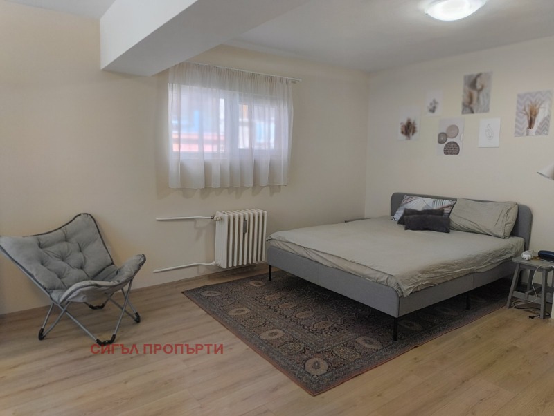 Zu vermieten  1 Schlafzimmer Sofia , Zentar , 86 qm | 82778711 - Bild [6]