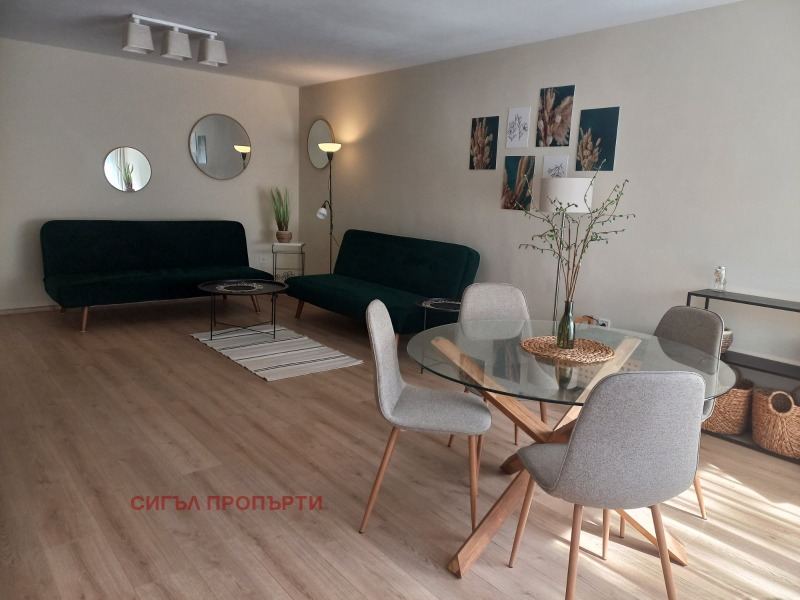 Zu vermieten  1 Schlafzimmer Sofia , Zentar , 86 qm | 82778711 - Bild [3]