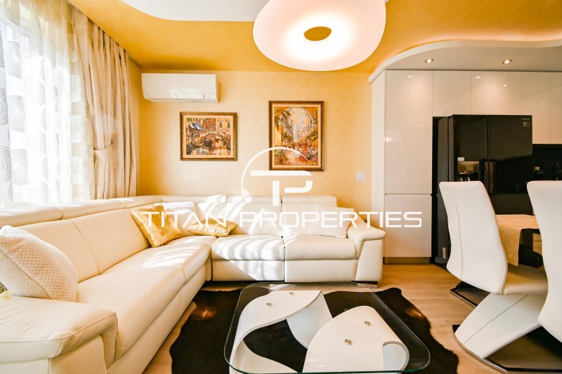 Издаје се  2 спаваће собе Софија , Центар , 119 м2 | 11363190 - слика [2]
