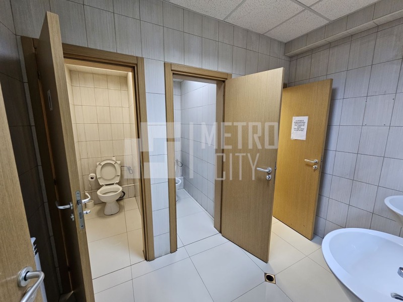 Da affittare  Ufficio Sofia , Mladost 3 , 418 mq | 20411463 - Immagine [15]