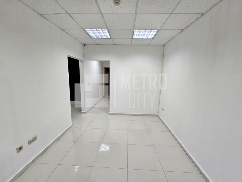 Kiadó  Hivatal Sofia , Mladost 3 , 418 négyzetméter | 20411463 - kép [6]