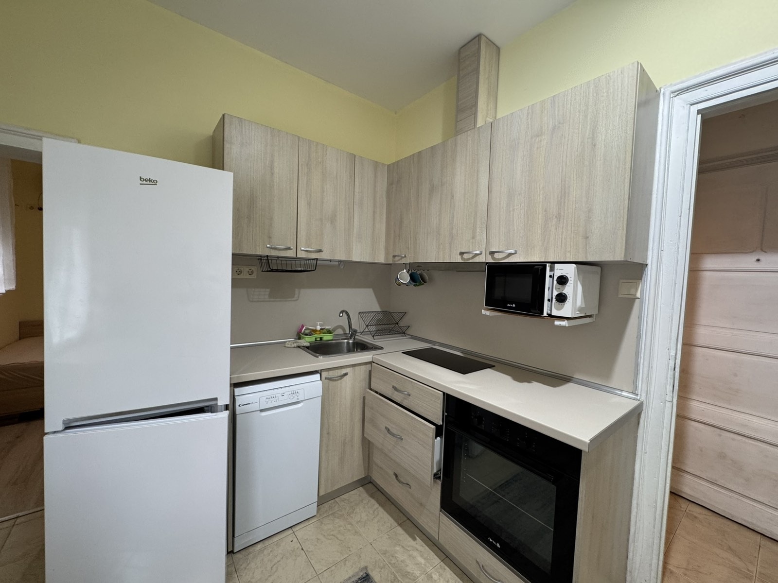 Дава под наем 3-СТАЕН, гр. Бургас, Център, снимка 5 - Апартаменти - 53948750