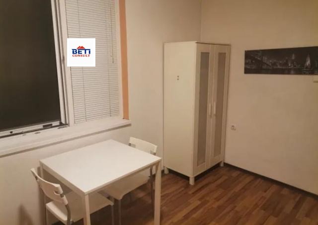 Дава под наем СТАЯ, гр. София, Оборище, снимка 3 - Стаи под наем - 56368663