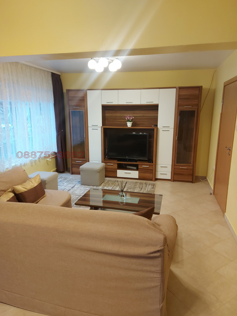 Дава под наем 2-СТАЕН, гр. София, Изток